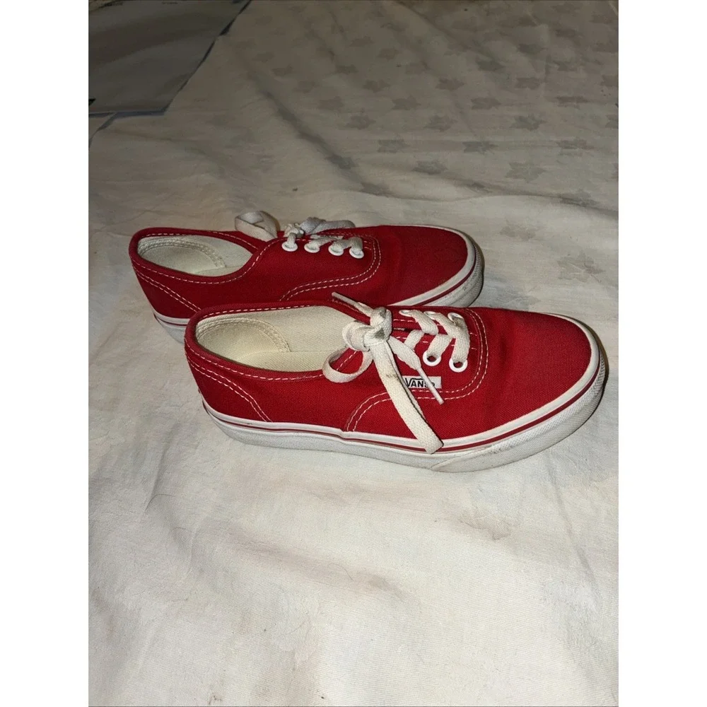 VANS Classic Authentic Shoes Kids/Youth Sizes Sneakers 1.5 Canvas Off The Wall